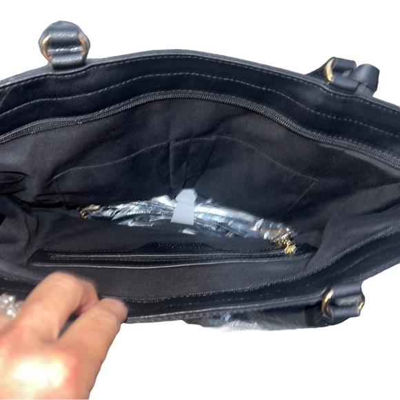 Mary & Martha Perfect Tote Travel Gym Work Bag - Picture 5 of 15